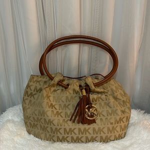 Micheal Kors “Ring Tote”